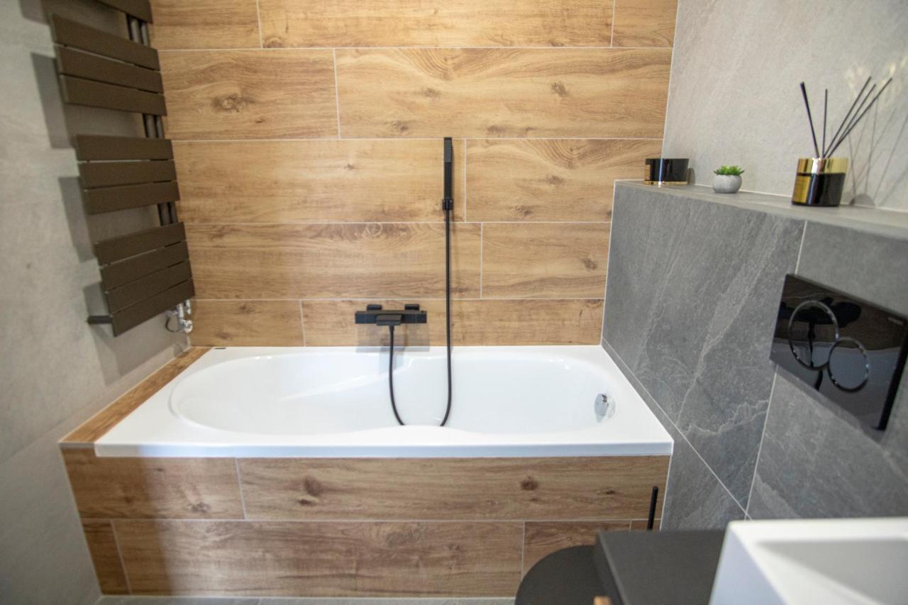 Lazenske Apartmany Náchod Extérieur photo